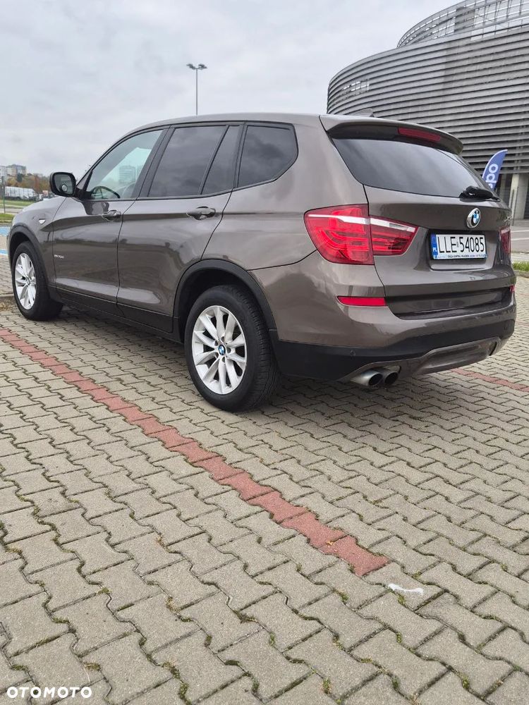 BMW X3 xDrive28i - 11
