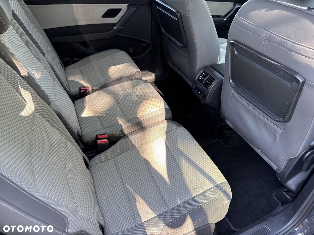 Volkswagen Touran 2.0 TDI BMT SCR Comfortline - 39