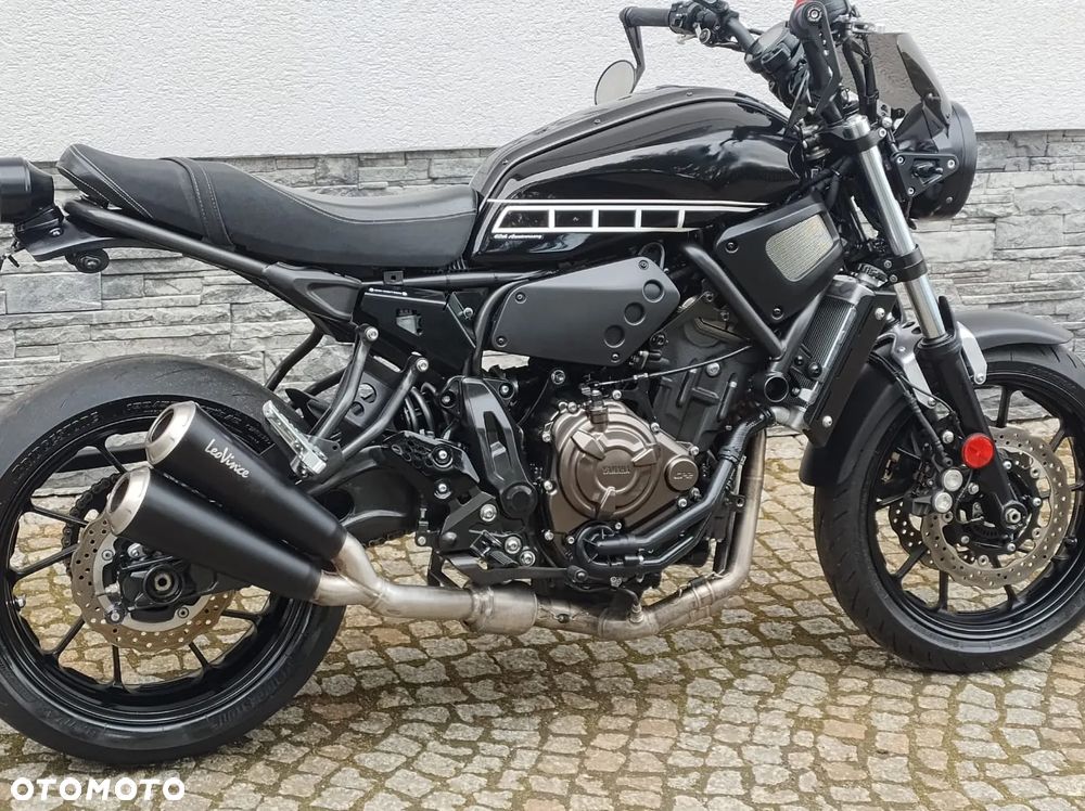 Yamaha XSR - 4