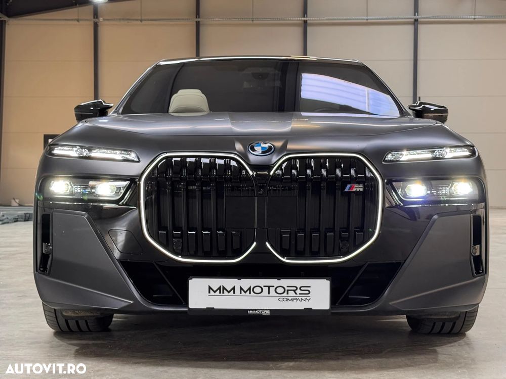 BMW M7 M760e xDrive AT PHEV - 5