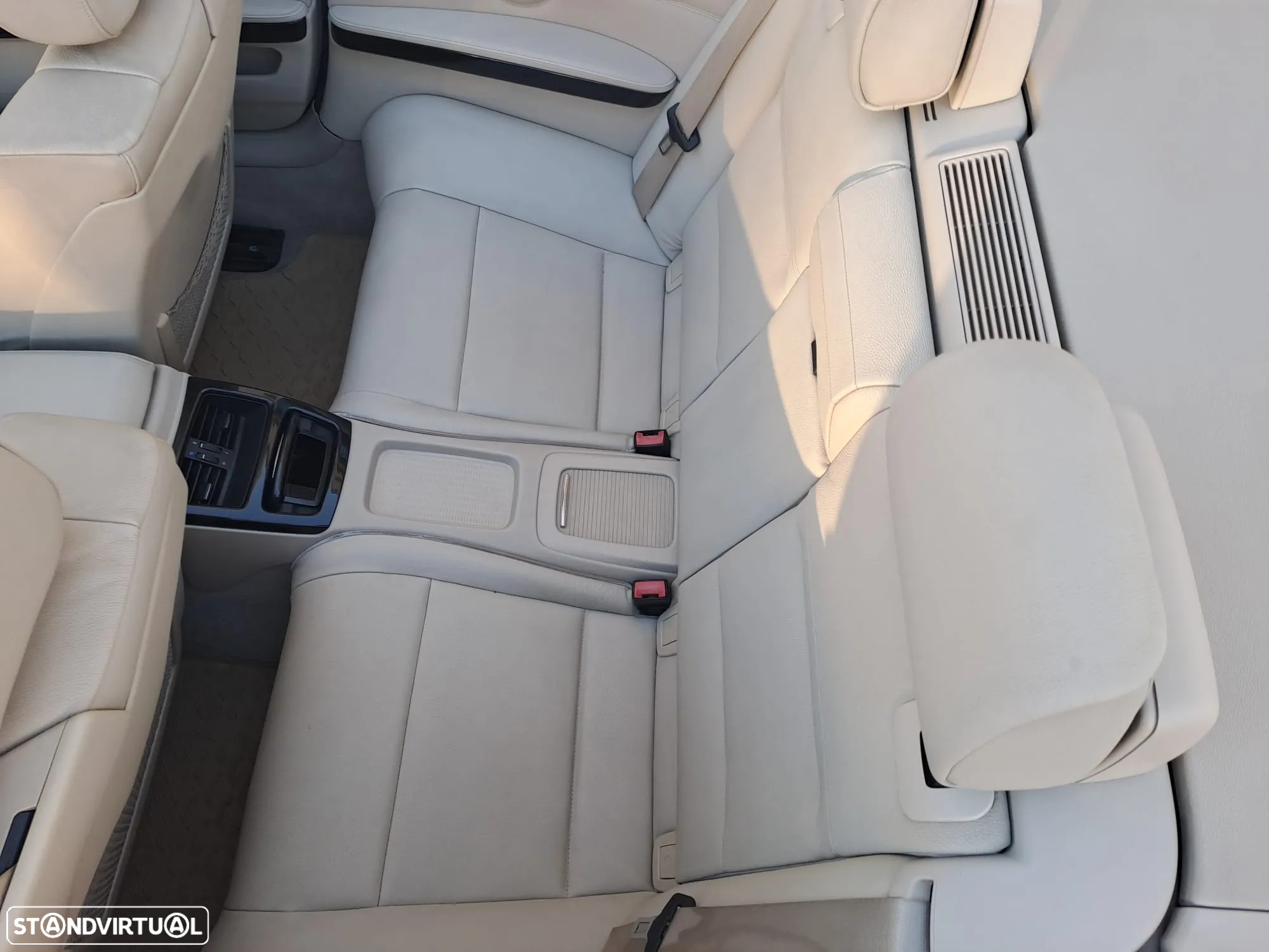BMW 320 d Cabrio - 12