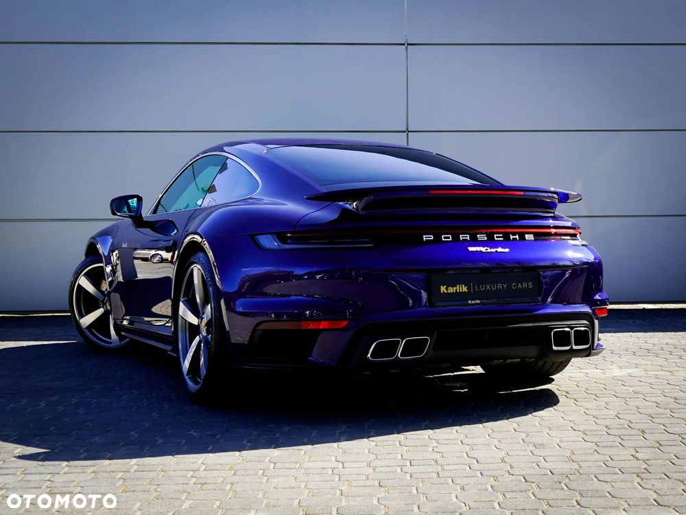 Porsche 911 Turbo - 3