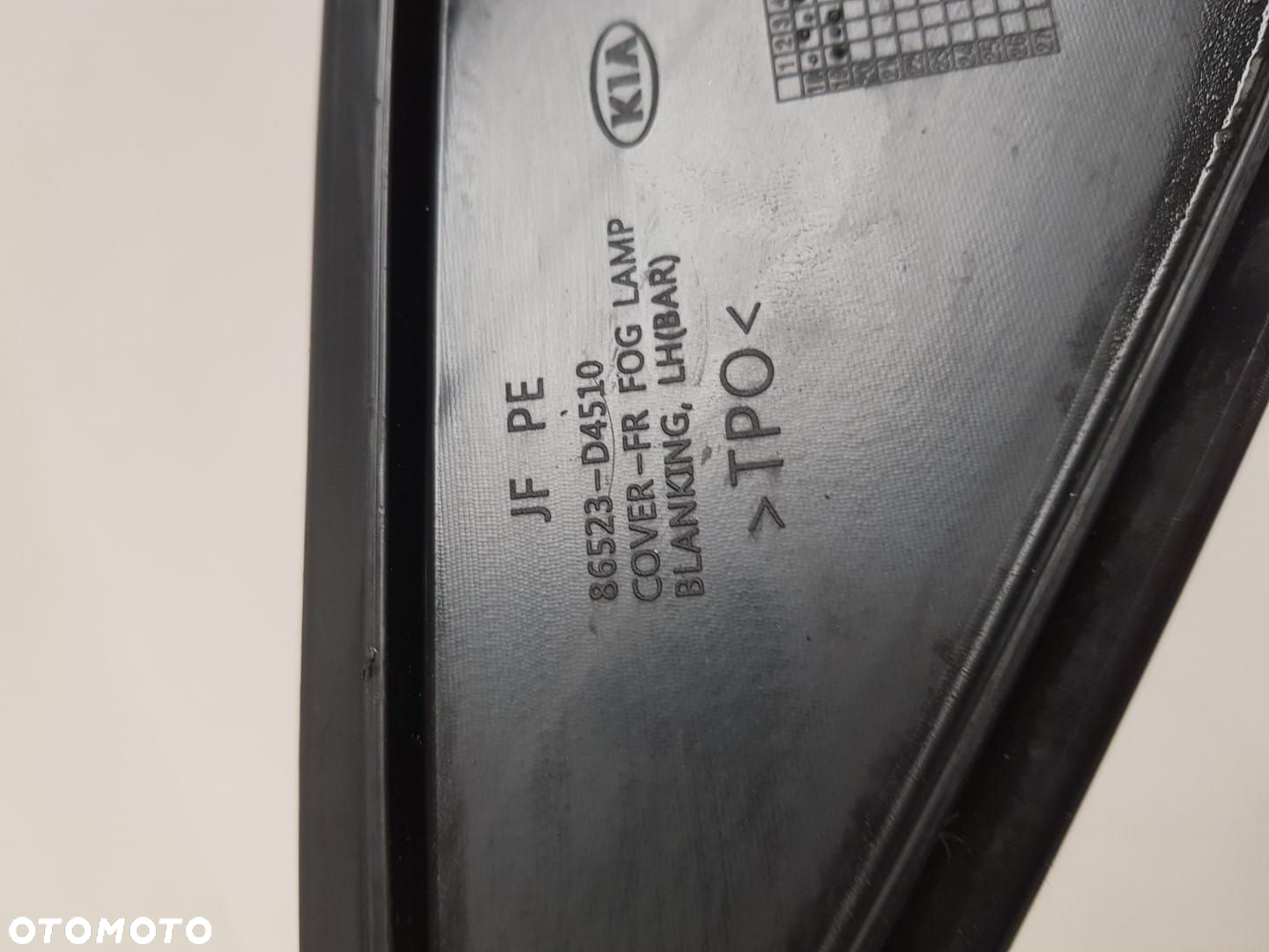 KRATKA ZDERZAKA PRZEDNIA LEWA  KIA OPTIMA IV 4 LIFT 18-24  86523-d4510 PRZÓD LEWA - 4