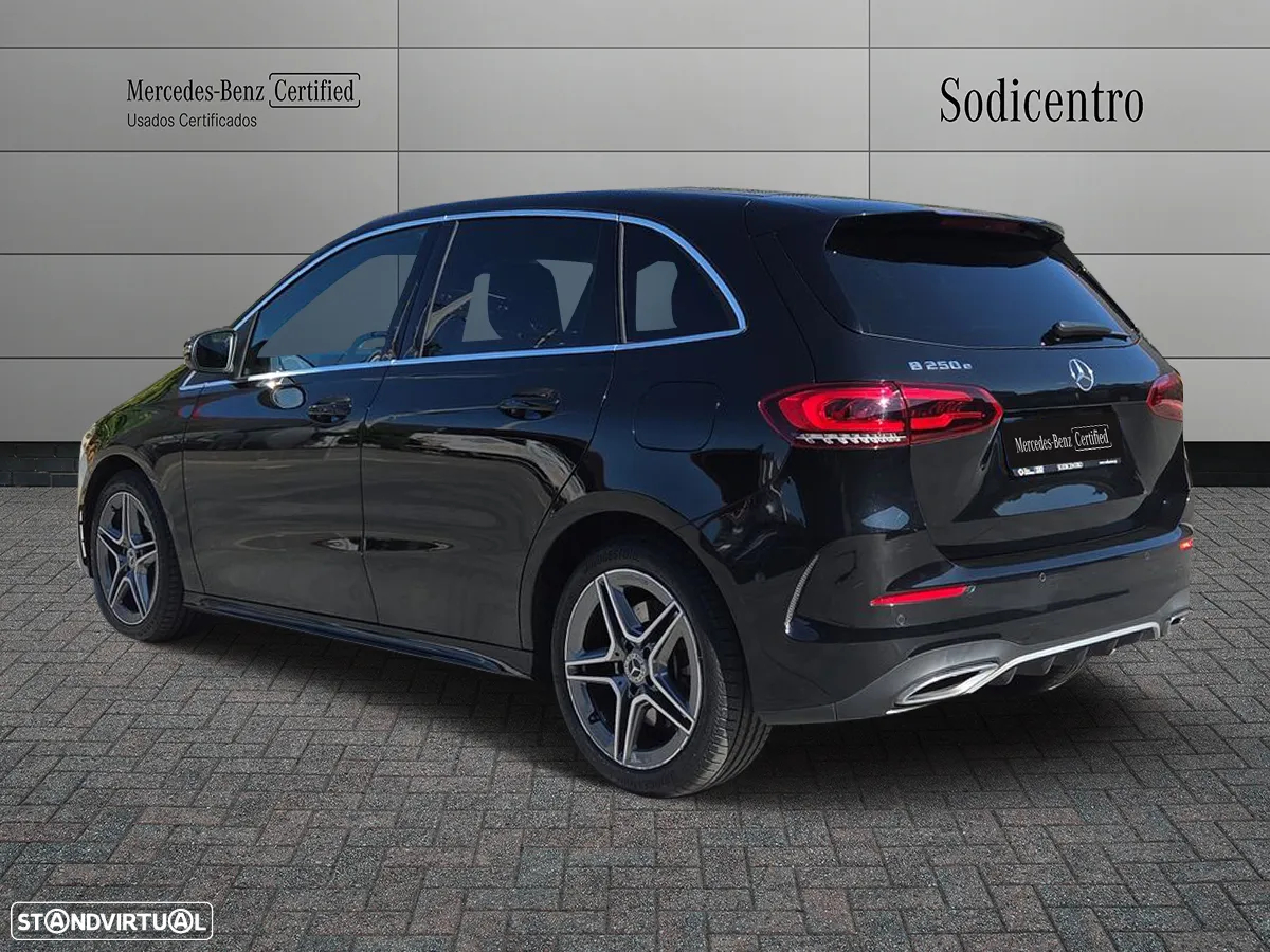 Mercedes-Benz B 250 e AMG Line - 3