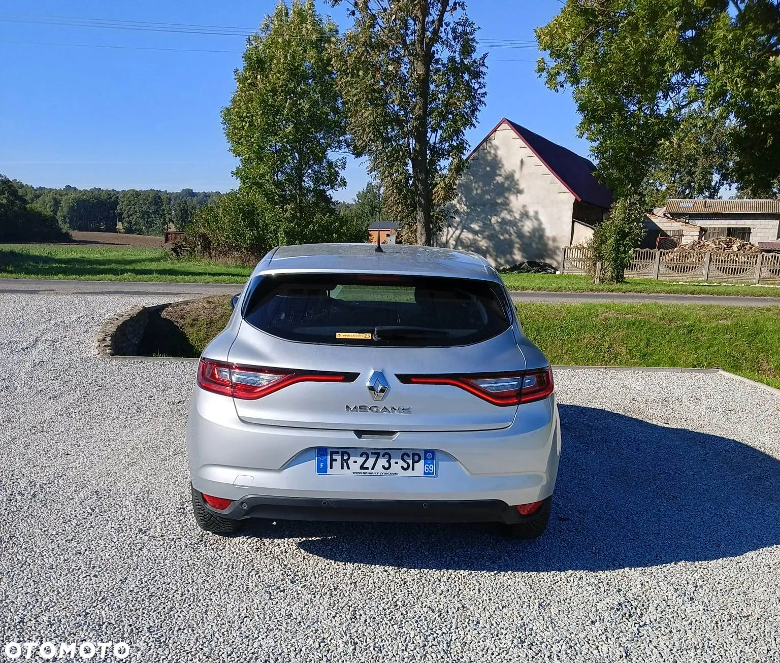 Renault Megane 1.5 Blue dCi Equilibre EDC - 4