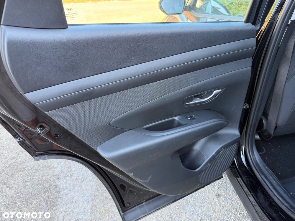 Hyundai Tucson 1.6 T-GDi 48V-Hybrid 2WD DCT Trend - 25