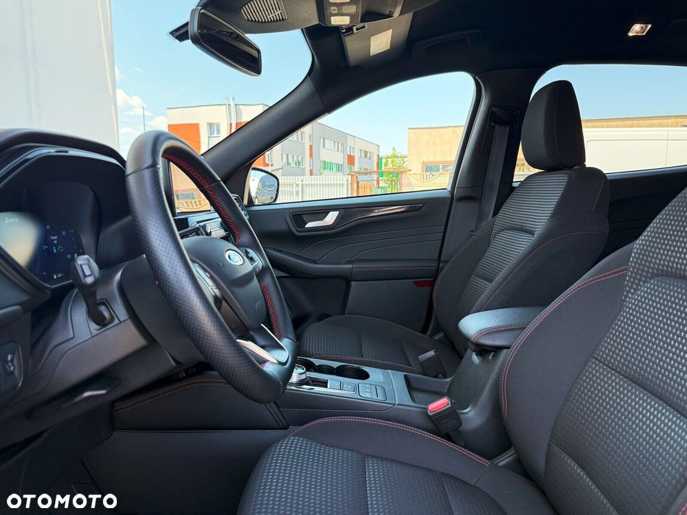 Ford Kuga 2.5 FHEV FWD ST-Line - 13