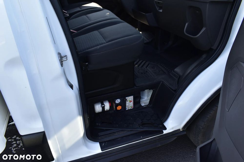 Ford Transit - 22