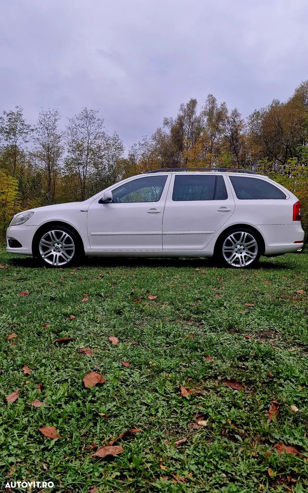 Skoda Octavia 2.0 TDI DPF DSG RS - 4
