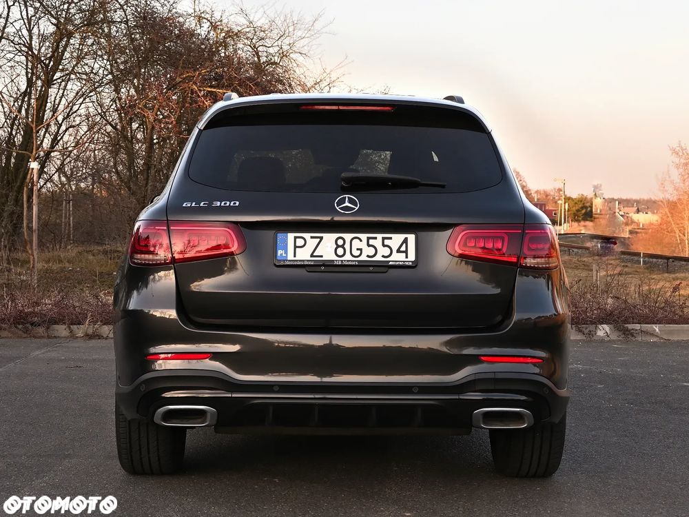 Mercedes-Benz GLC - 8