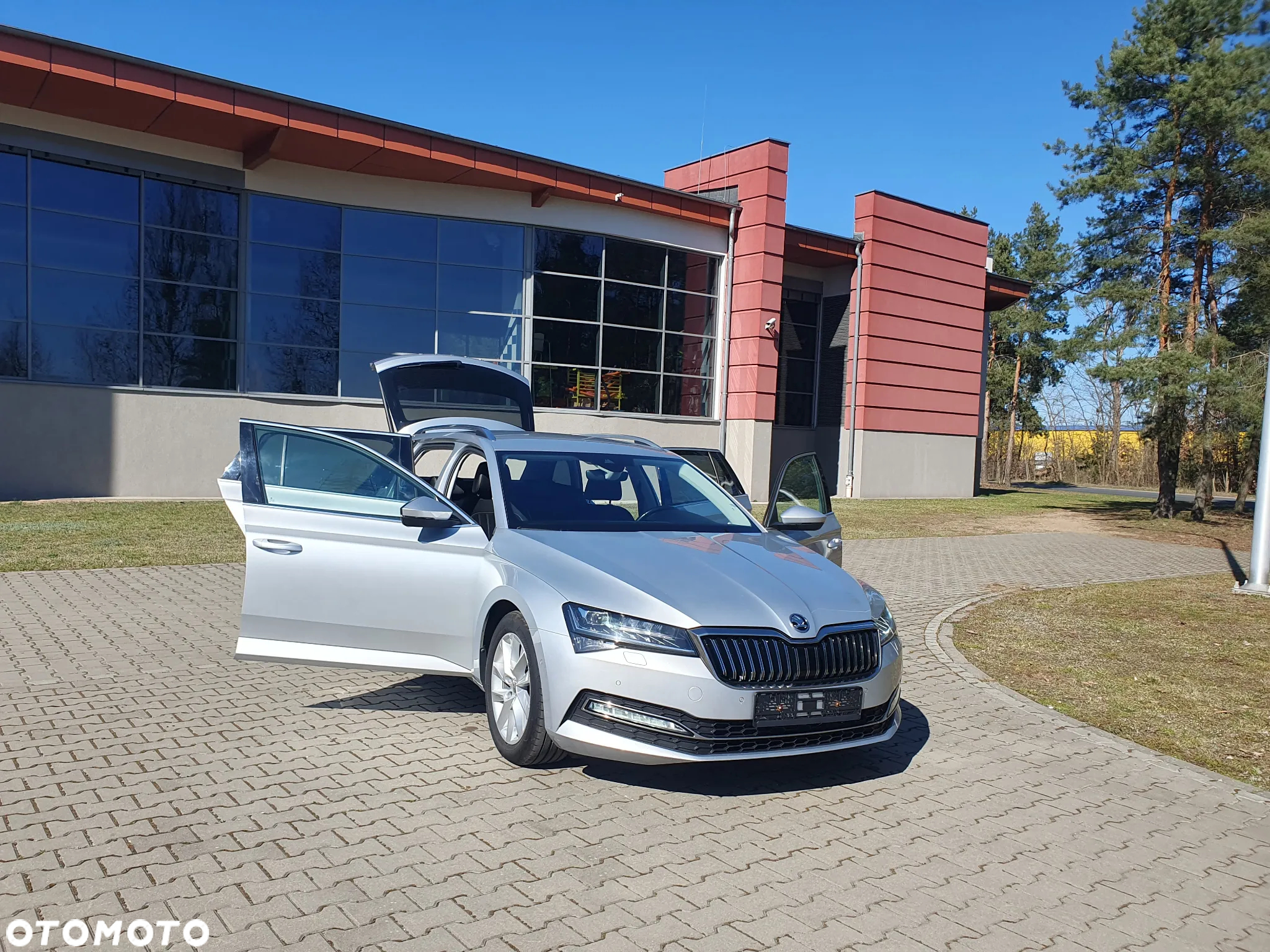 Skoda Superb 2.0 TDI DSG Style - 7
