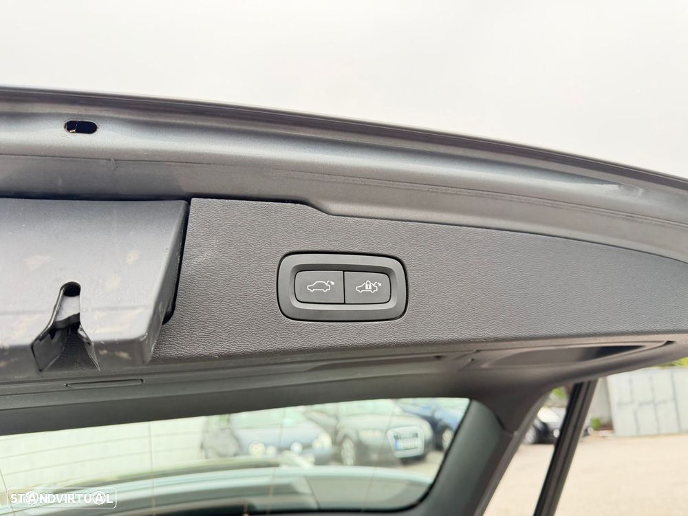 Volvo V60 2.0 T6 AWD TE Inscription Expression - 56