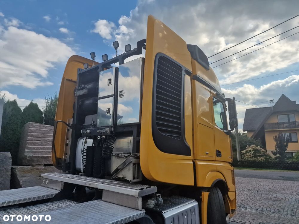 Mercedes-Benz Actros - 20