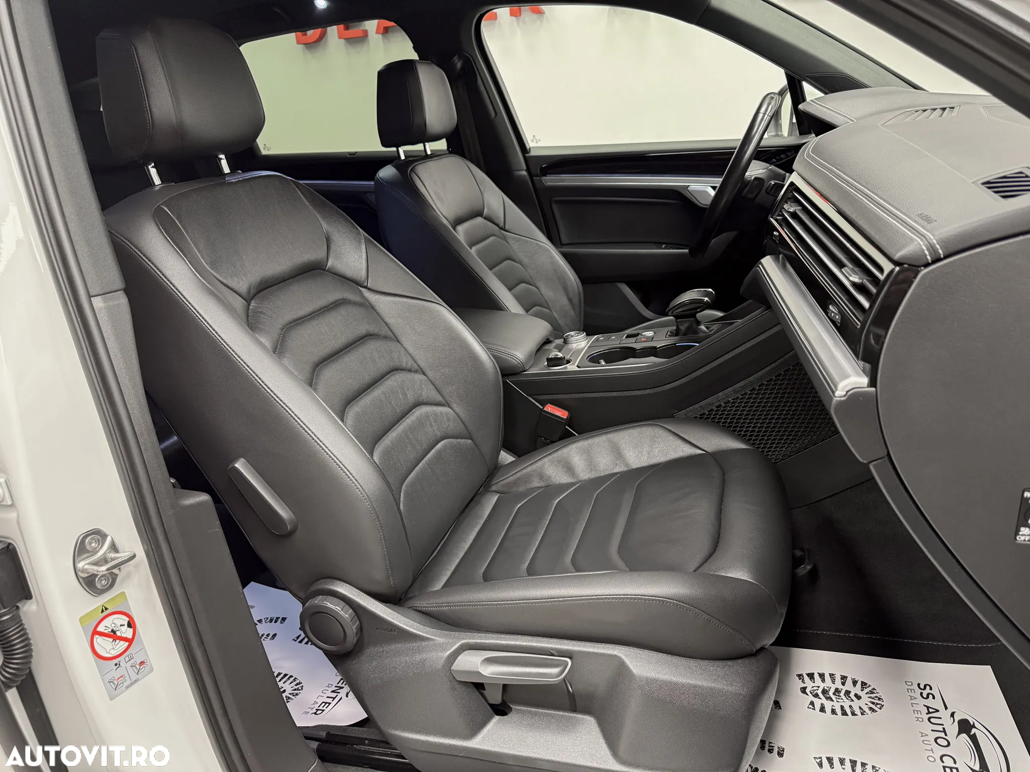 Volkswagen Touareg V6 TDI Style - 12