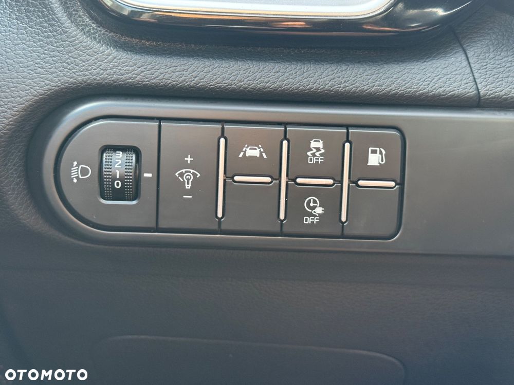 Kia Ceed 1.6 GDI PHEV L Business Line DCT - 22