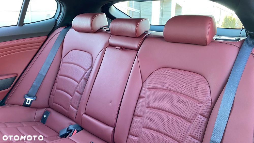 Kia Stinger 3.3 T-GDI V6 GT Prestige Line AWD - 14