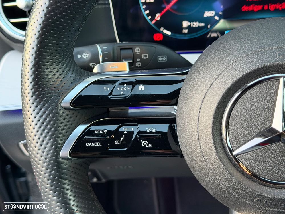 Mercedes-Benz E 300 de 9G-TRONIC AMG Line - 13