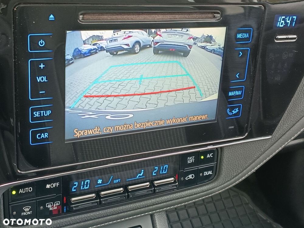 Toyota Auris - 15