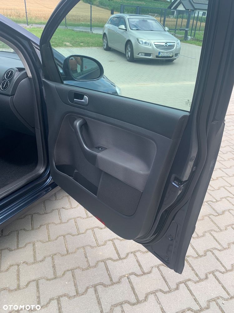 Volkswagen Golf Plus 1.6 Comfortline - 8