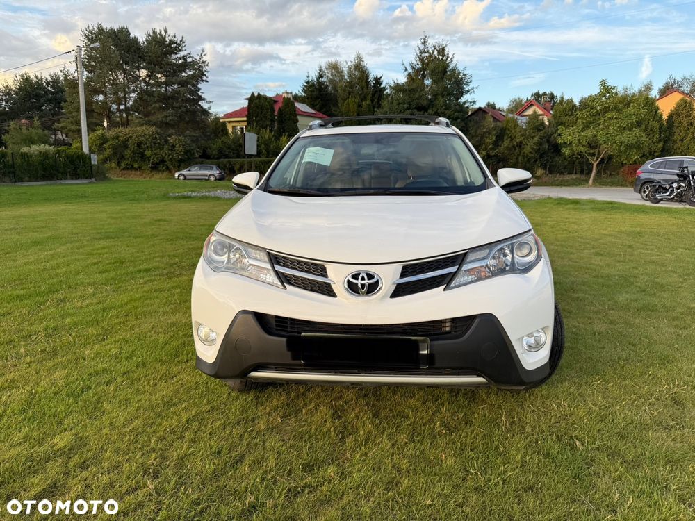 Toyota RAV4 2.5 XLE - 3