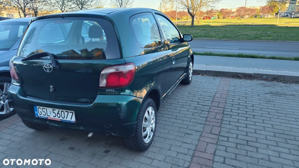 Toyota Yaris 1.0 Base - 6
