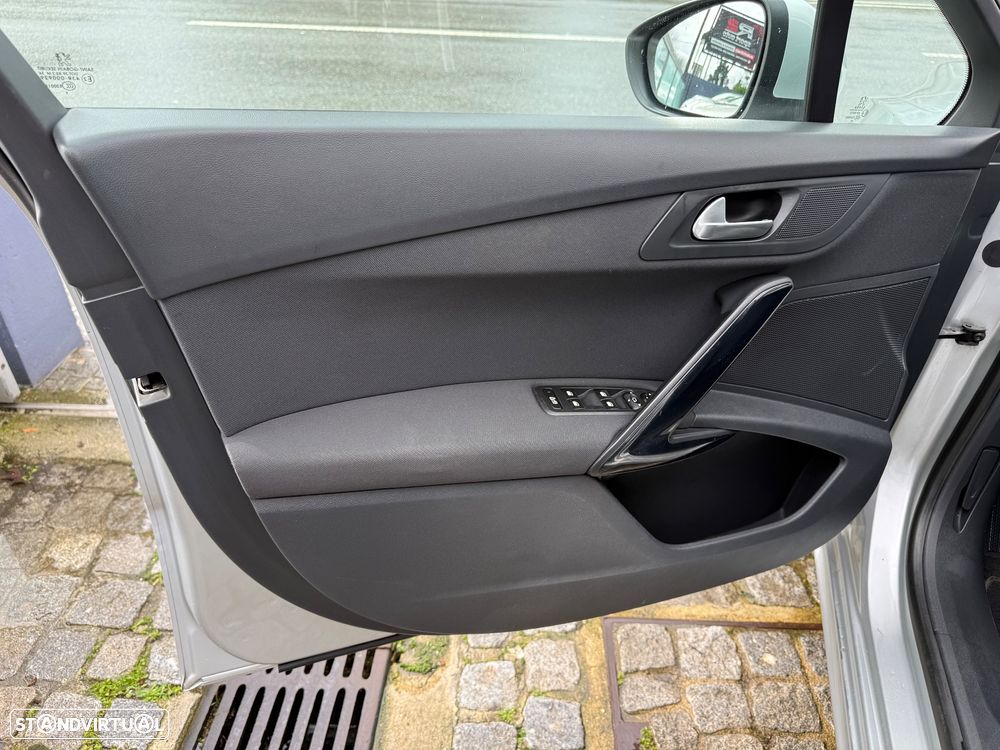 Peugeot 508 SW 1.6 e-HDi Allure CMP6 - 15