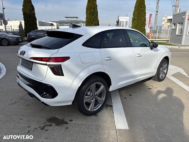 Audi Q3 Sportback 1.5 35 TFSI S tronic S Line - 4