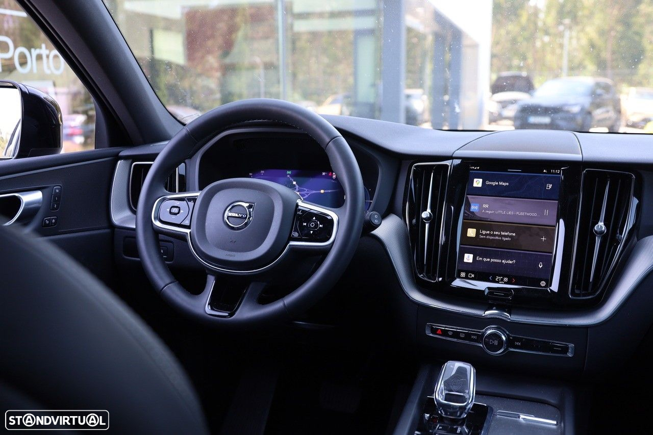Volvo XC 60 2.0 T6 PHEV Plus Dark AWD - 17