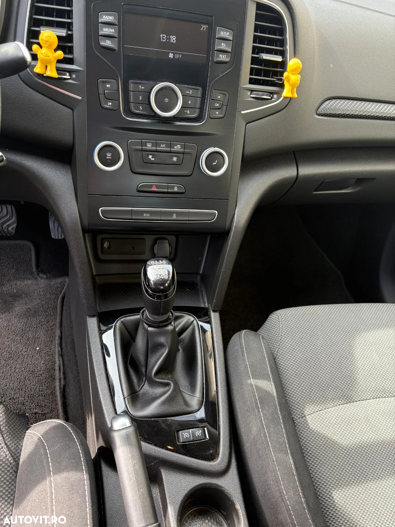 Renault Megane TCe Business - 7