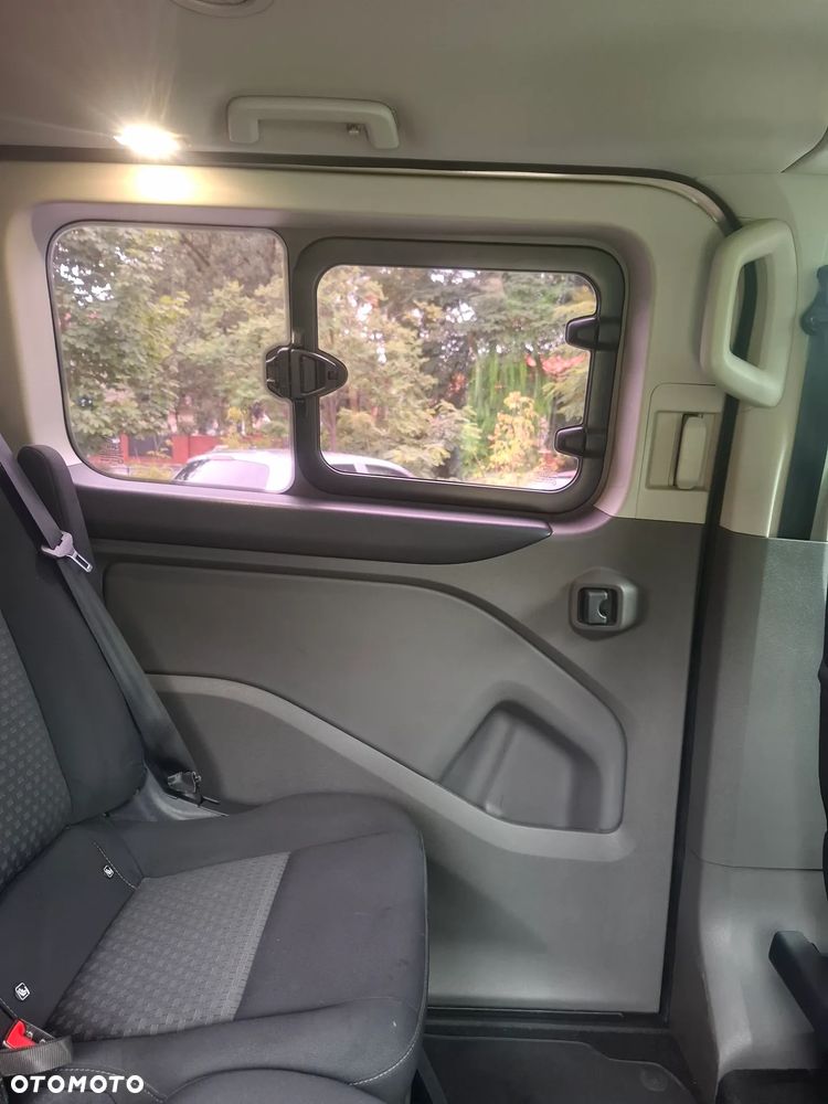 Ford Tourneo Custom 2.0 TDCi L2 Trend - 27
