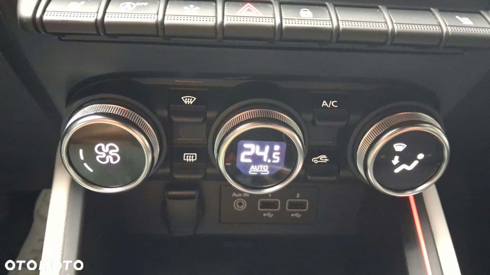 Renault Clio - 27