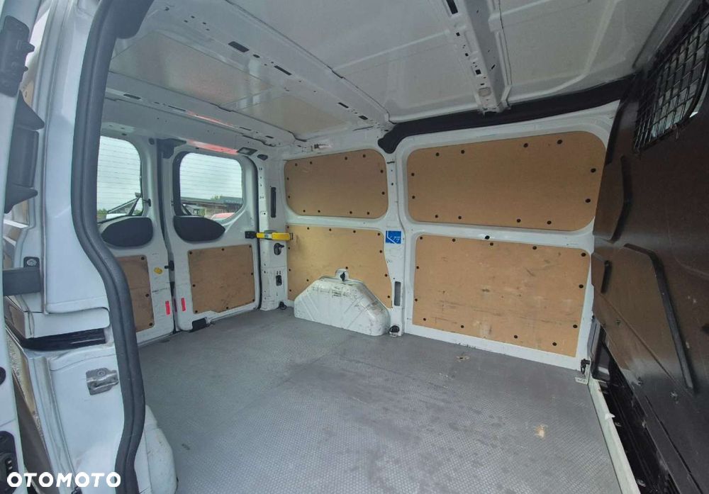 Ford Transit Custom - 15