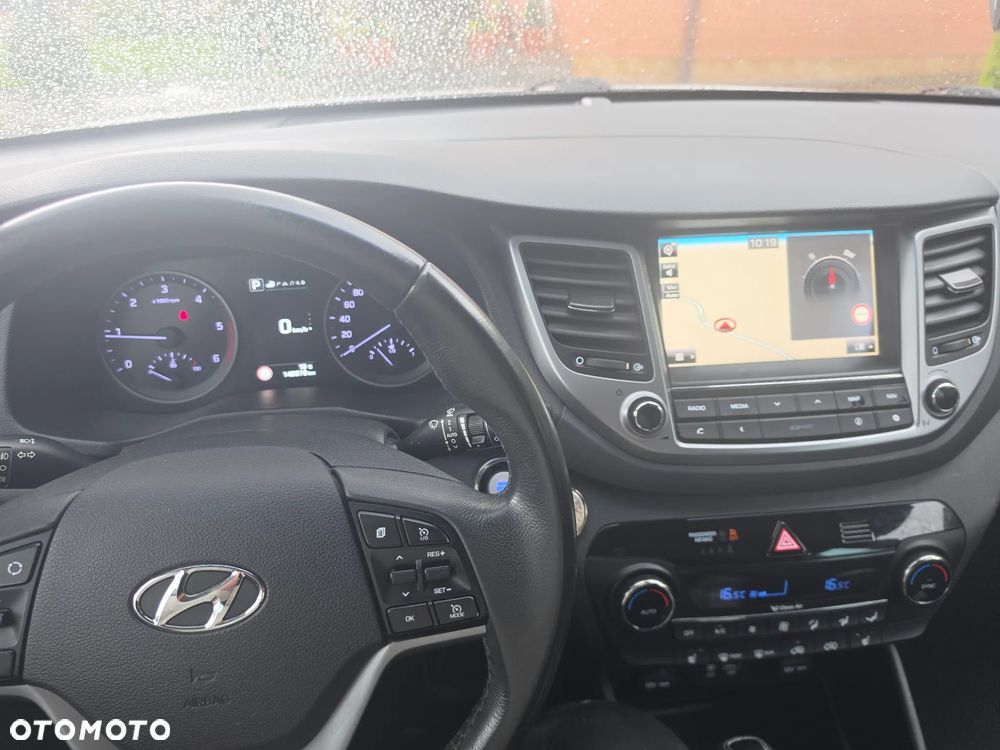 Hyundai Tucson blue 1.7 CRDi 2WD DCT Premium - 10
