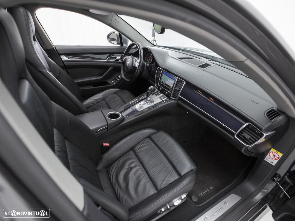 Porsche Panamera S Hybrid — fotografia 13