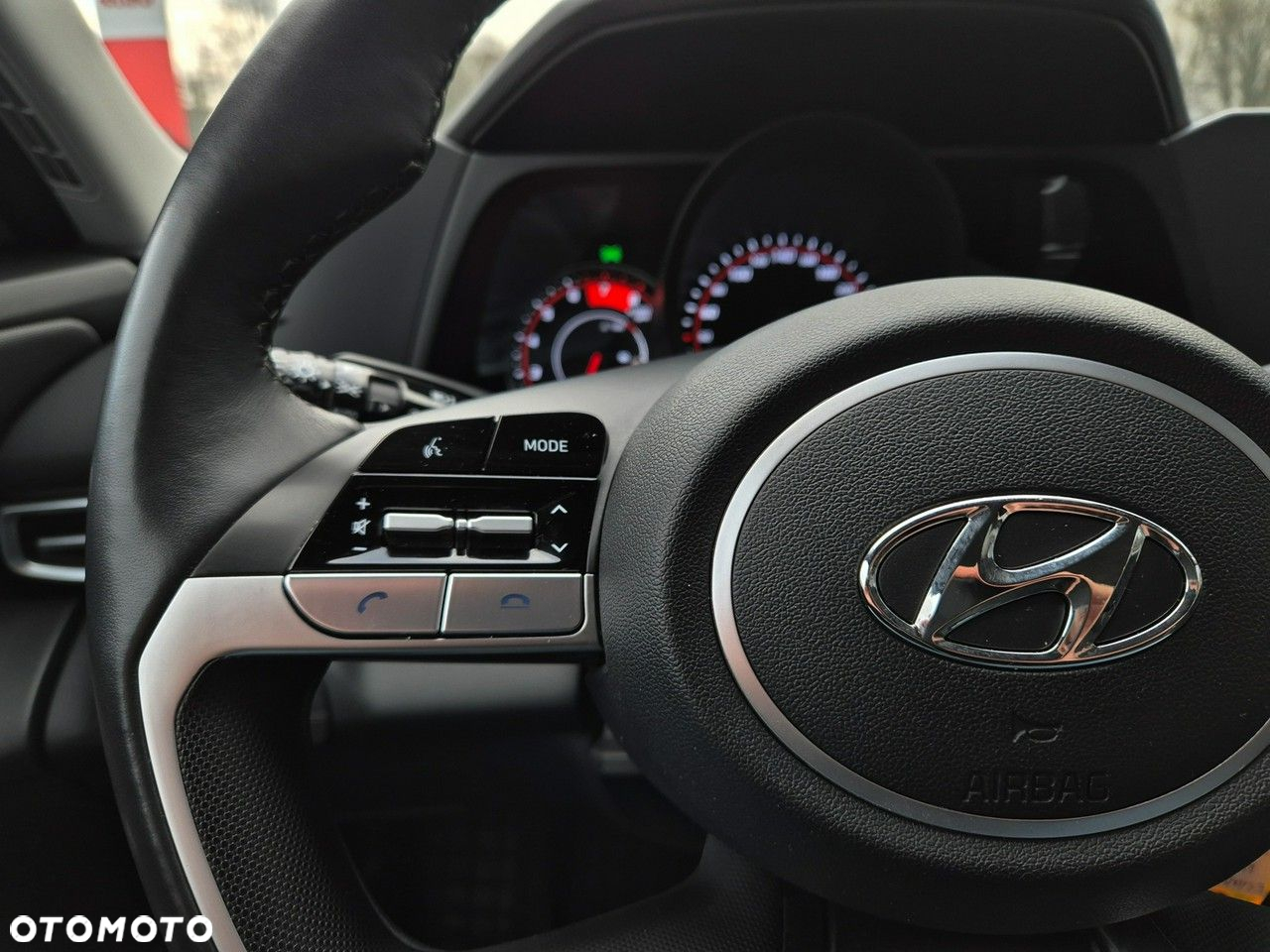 Hyundai Elantra - 21