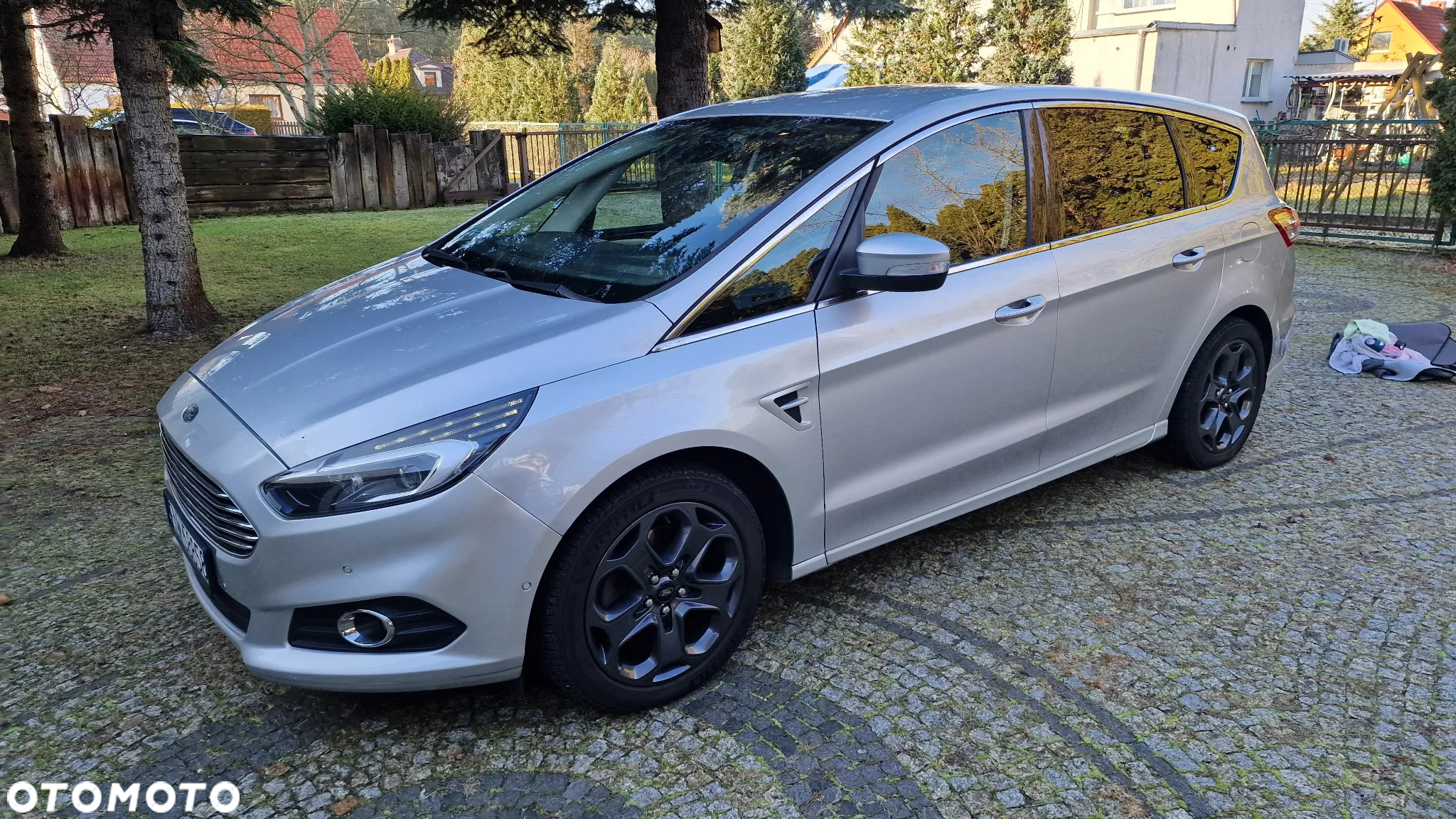 Ford S-Max - 14
