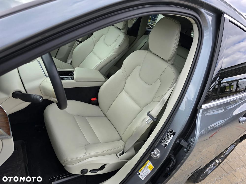 Volvo XC 60 T5 AWD Geartronic Momentum - 16