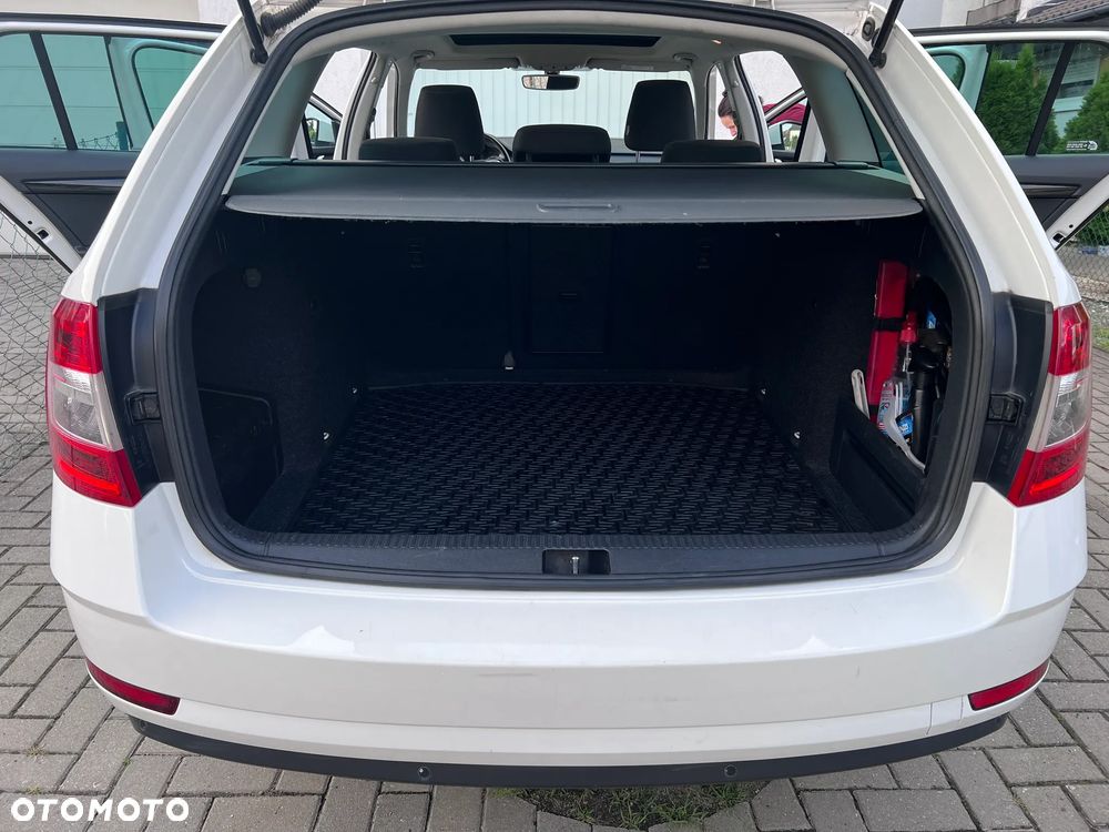Skoda Octavia 1.4 TSI Ambition DSG - 3
