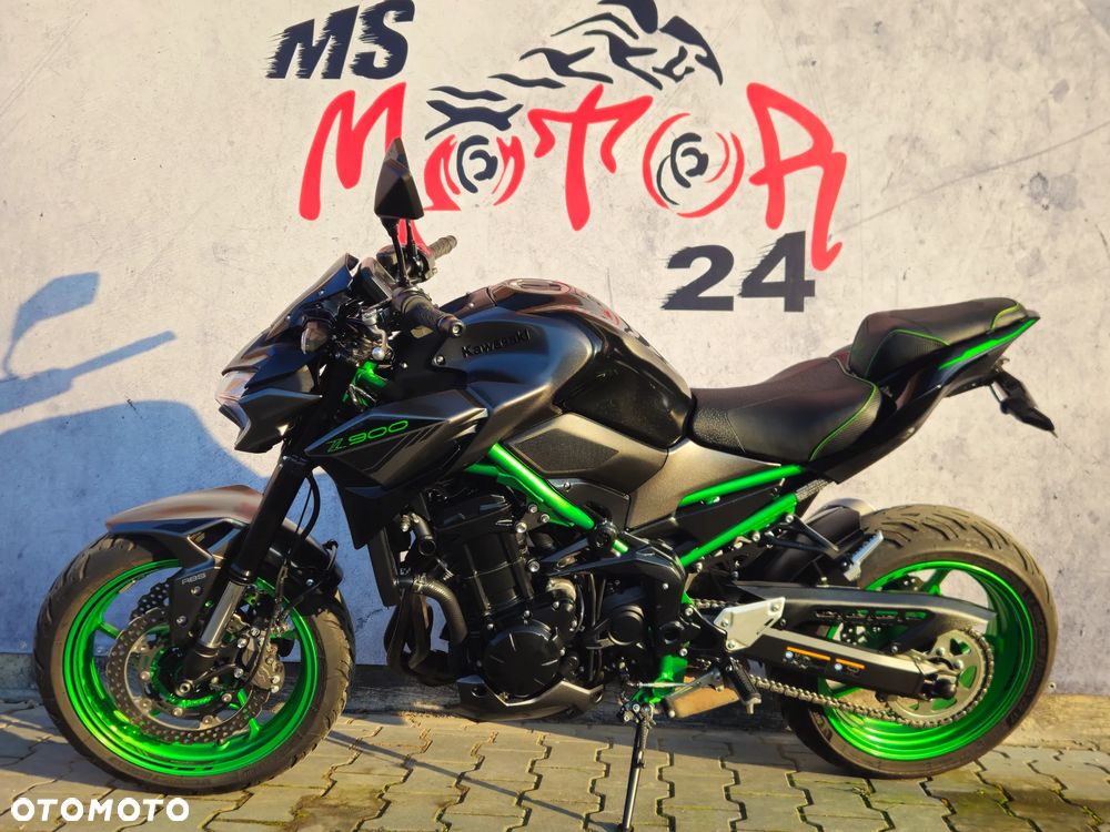 Kawasaki Z 900 - 12