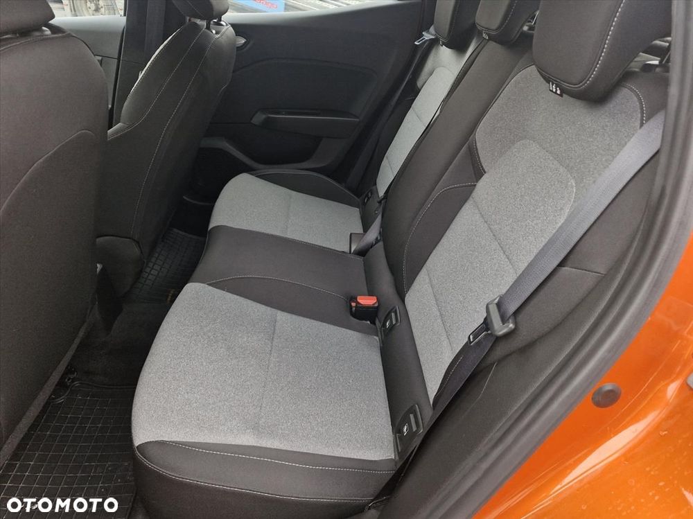 Renault Clio - 9
