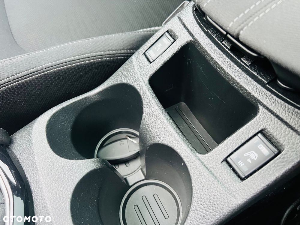 Nissan Qashqai 1.2 DIG-T N-Connecta - 26