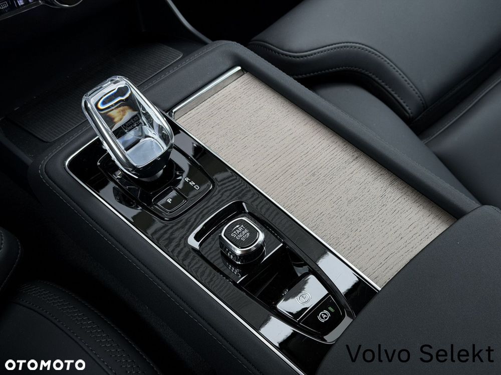 Volvo XC 90 - 26