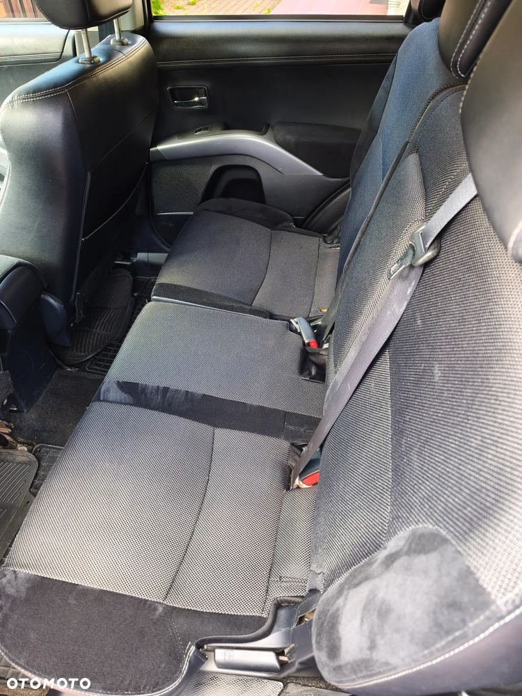 Mitsubishi Outlander 2.0 Intense + 2WD EU5 CVT - 6
