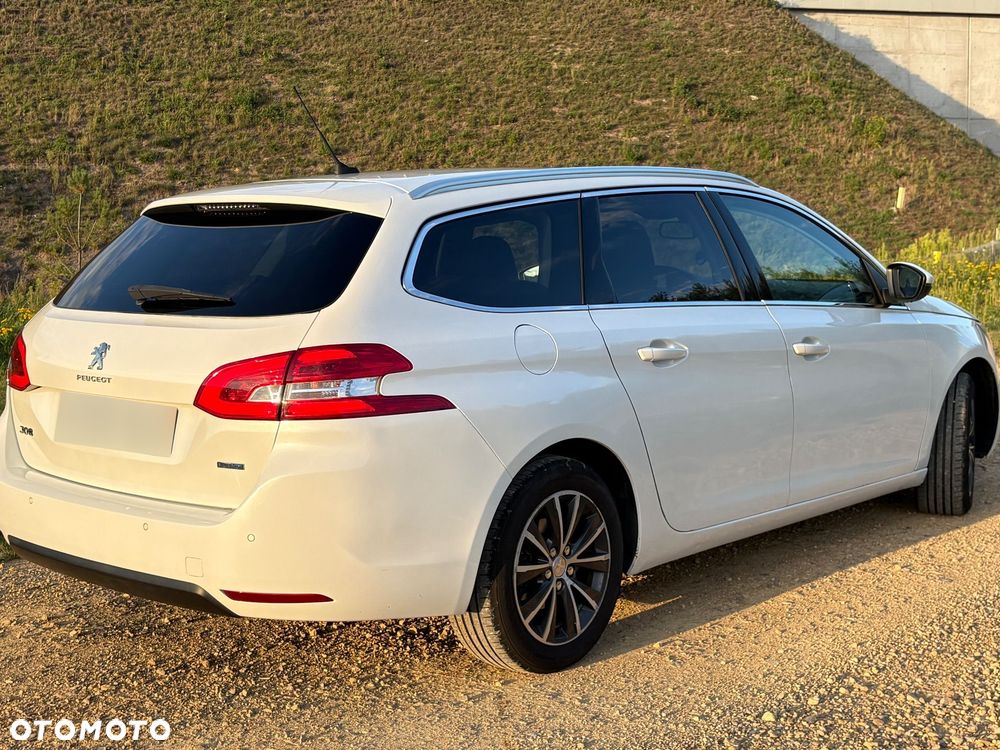 Peugeot 308 1.6 BlueHDi Allure S&S - 3