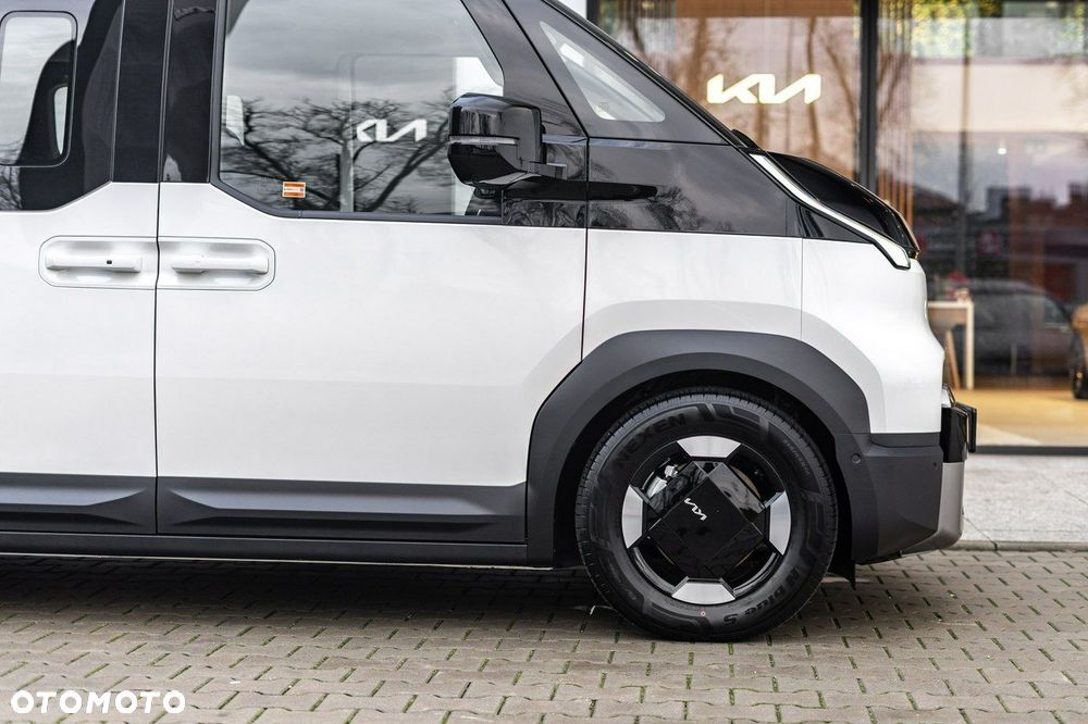 Kia PV5 - 8