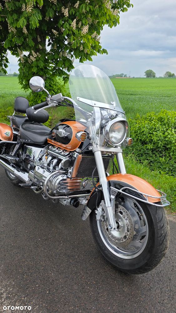 Honda GL - 11
