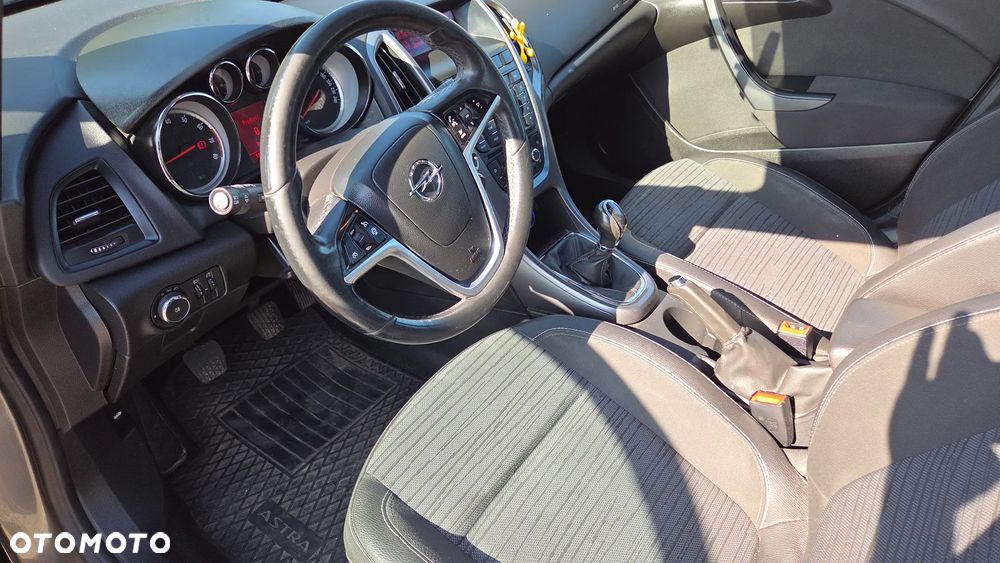 Opel Astra - 2