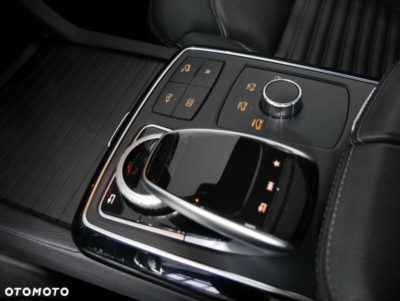 Mercedes-Benz GLE 350 d 4Matic 9G-TRONIC AMG Line - 16