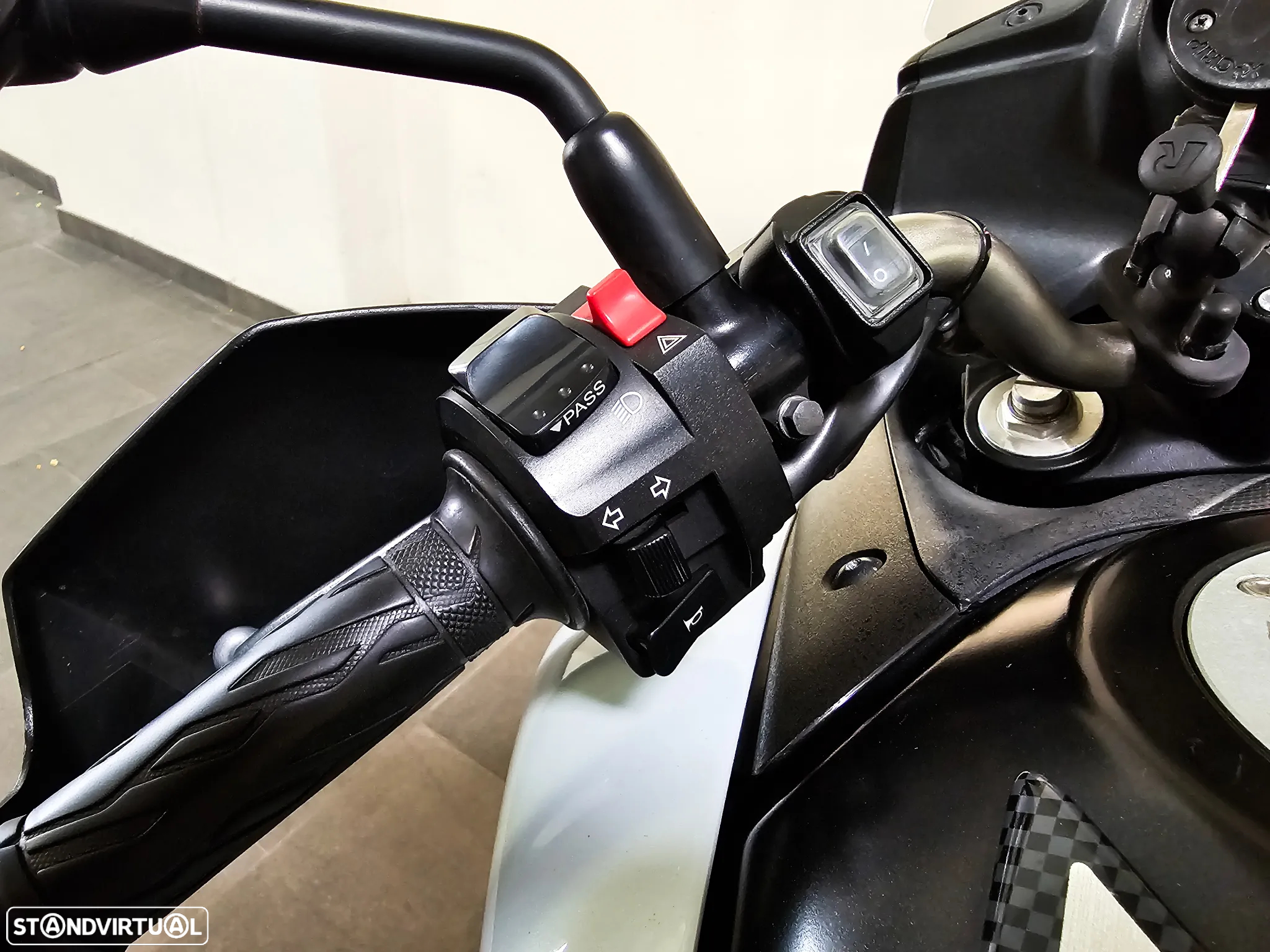 Suzuki DL V-Strom 650 - 13