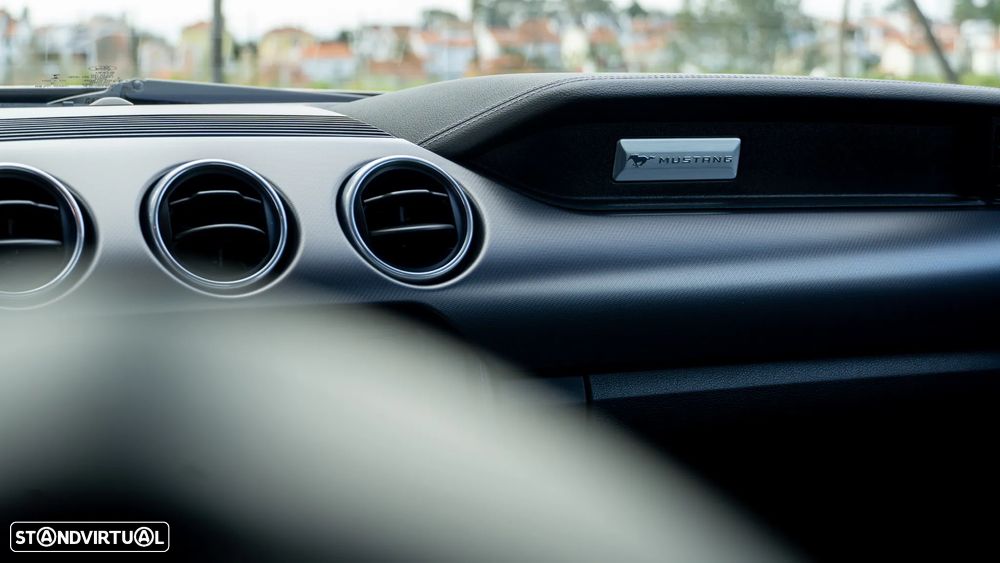 Ford Mustang 2.3i EcoBoost - 35